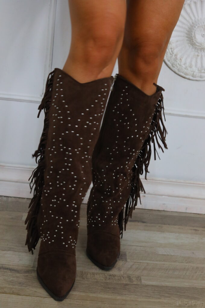 Botas Flecos Tachuelas