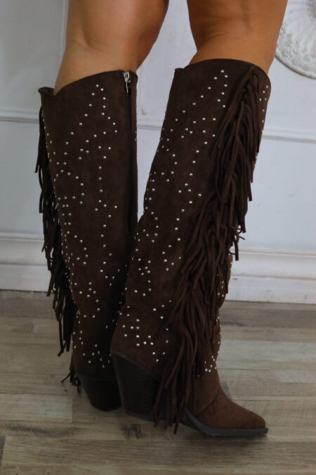 Botas Flecos Tachuelas