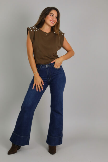 Camiseta Hombreras Tachuelas